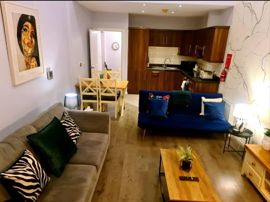 City Centre Top Floor Apartment In Belfast City Centre Dış mekan fotoğraf